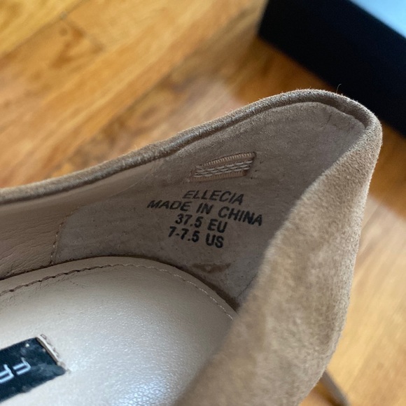 French Connection Suede Pointy Toe Pumps Size 7-7.5 - Picture 6 of 9
